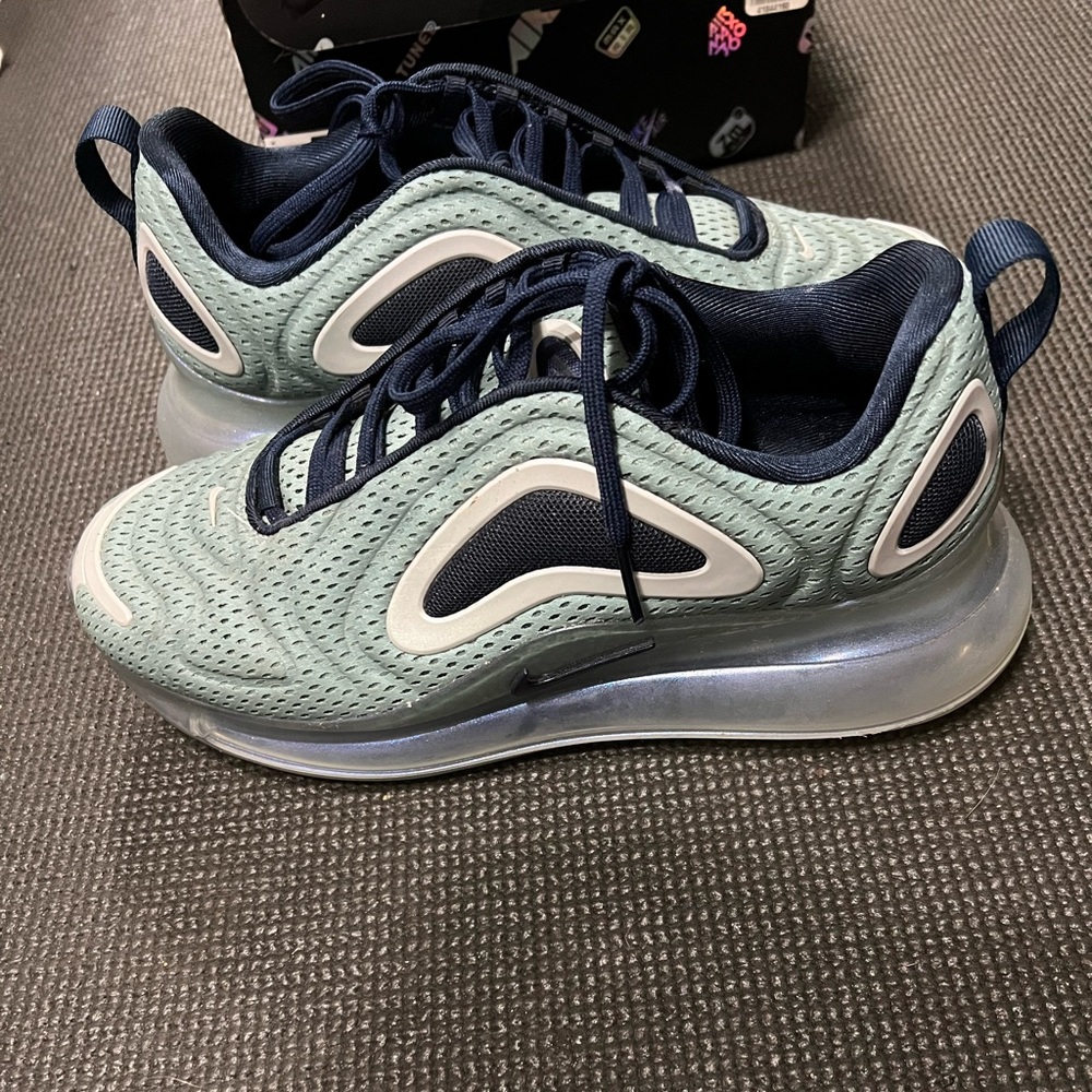 Nike air max 720